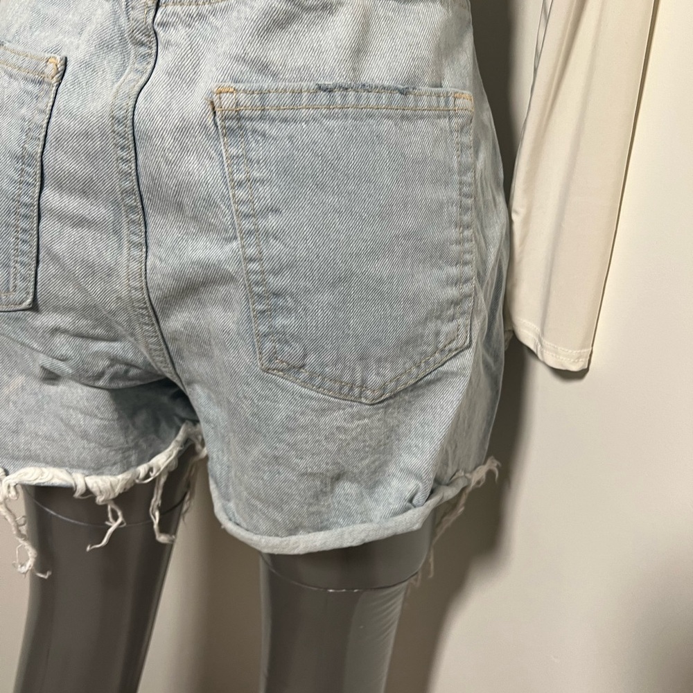ZARA SHORTS! - Picture 9 of 10